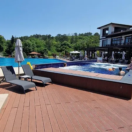 Aj 5, Santa Marina Village, Daire Süzebolu